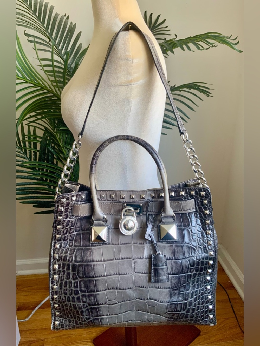 MICHAEL KORS HAMILTON GREY OMBRÉ  CROC EMBOSSED STUDDED SATCHEL SHOULDER BAG - Picture 6 of 11